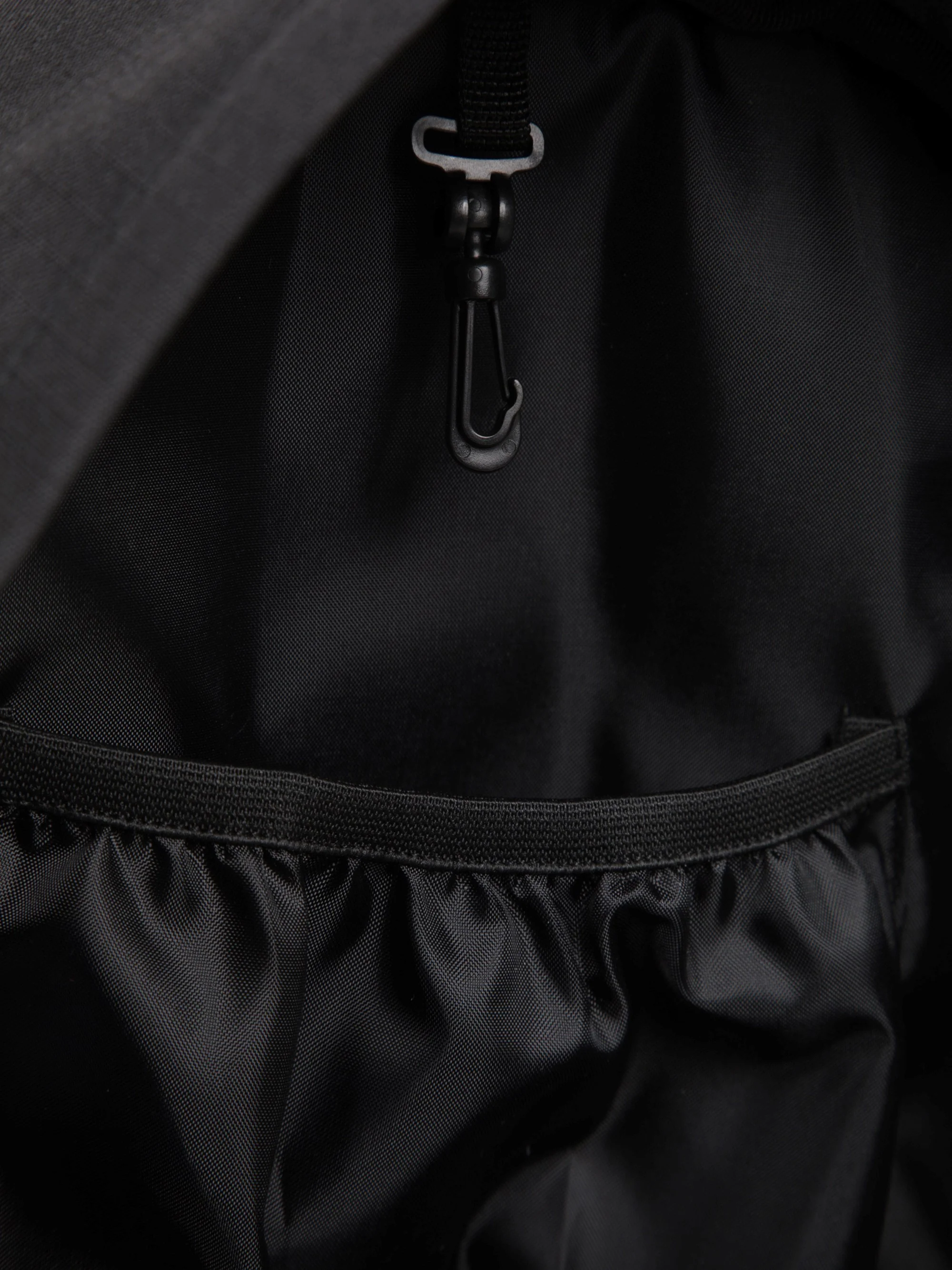 EMS Bolt 18L Rucksack - Image 10