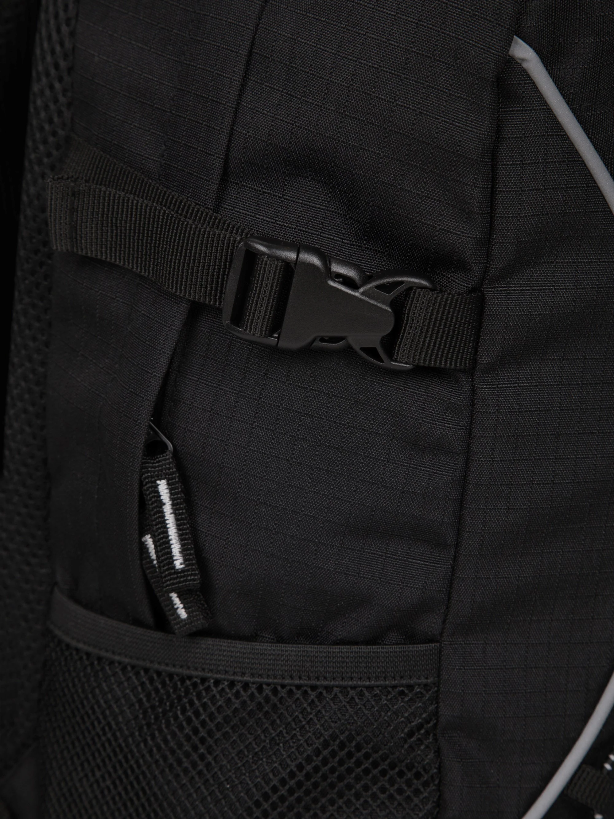 EMS Bolt 18L Rucksack - Image 5